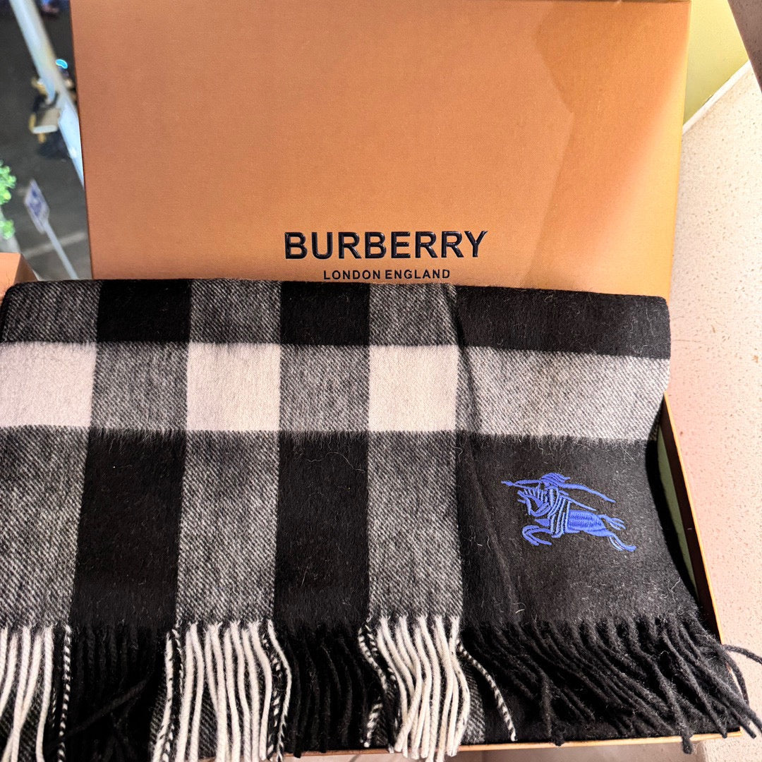 BURBERRY SCARF 180 CM IN COLORFUL CASHMERE 410336