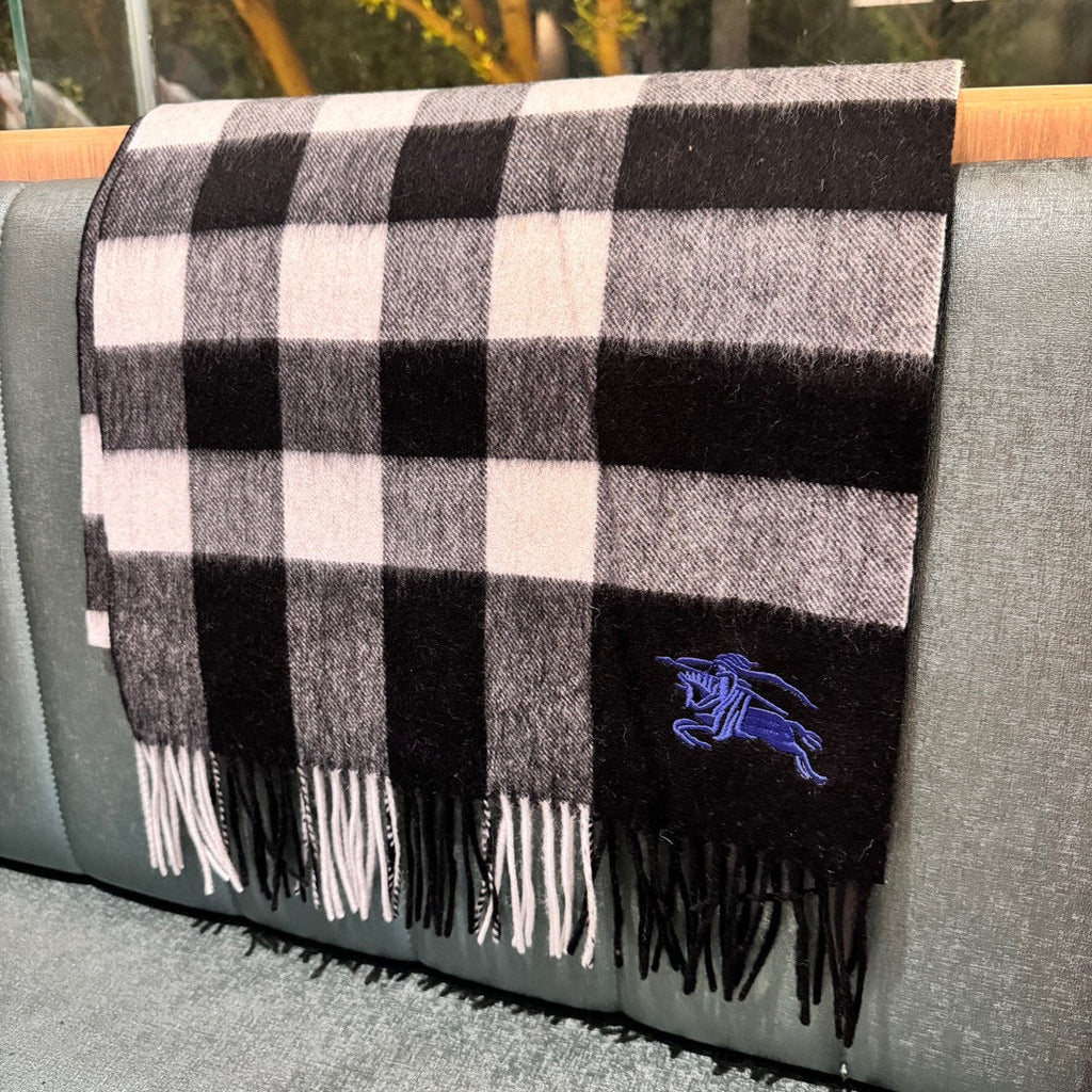 BURBERRY SCARF 180 CM IN COLORFUL CASHMERE 410336