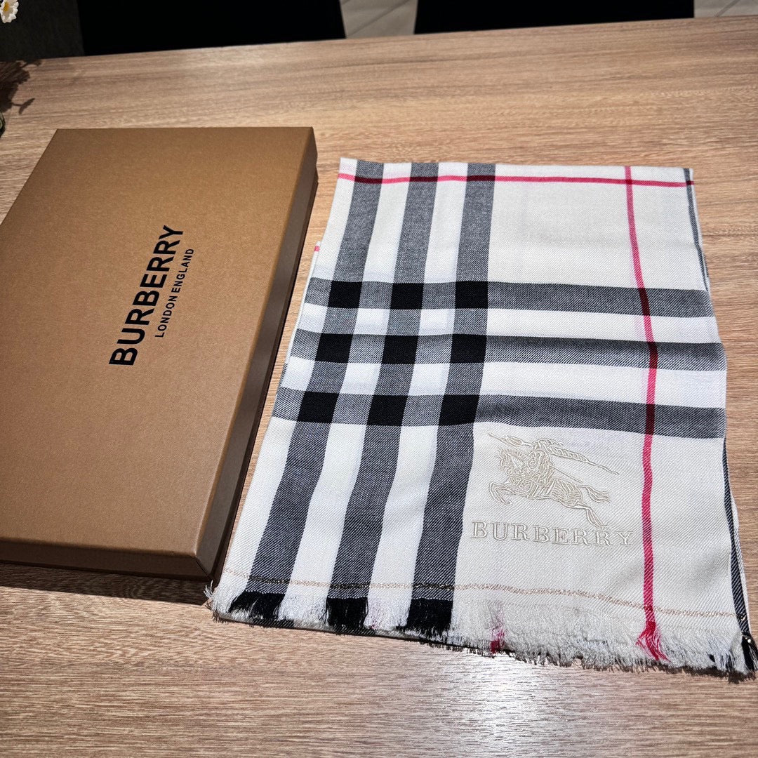 BURBERRY CHECK SCARF 200 CM IN WHITE MIX BLACK WOOL 410342
