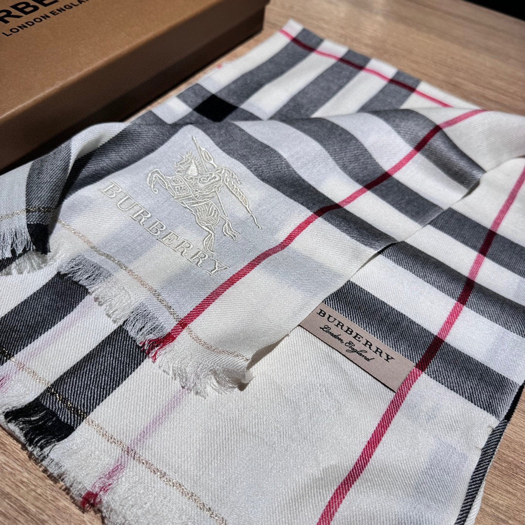 BURBERRY CHECK SCARF 200 CM IN WHITE MIX BLACK WOOL 410342