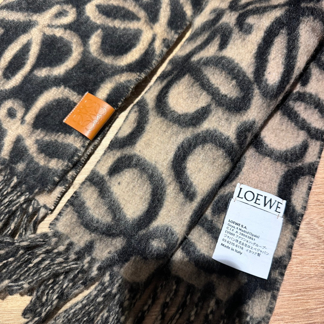 LOEWE ANAGRAM 200 CM SCARF IN BLACK MIX BEIGE ALPACA AND WOOL 411850