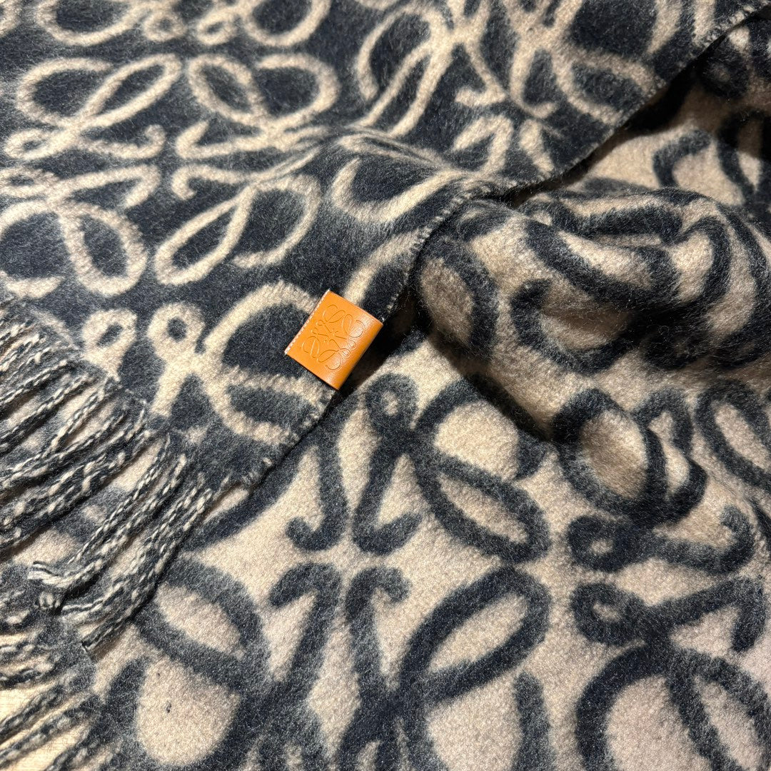 LOEWE ANAGRAM 200 CM SCARF IN BLACK MIX BEIGE ALPACA AND WOOL 411850
