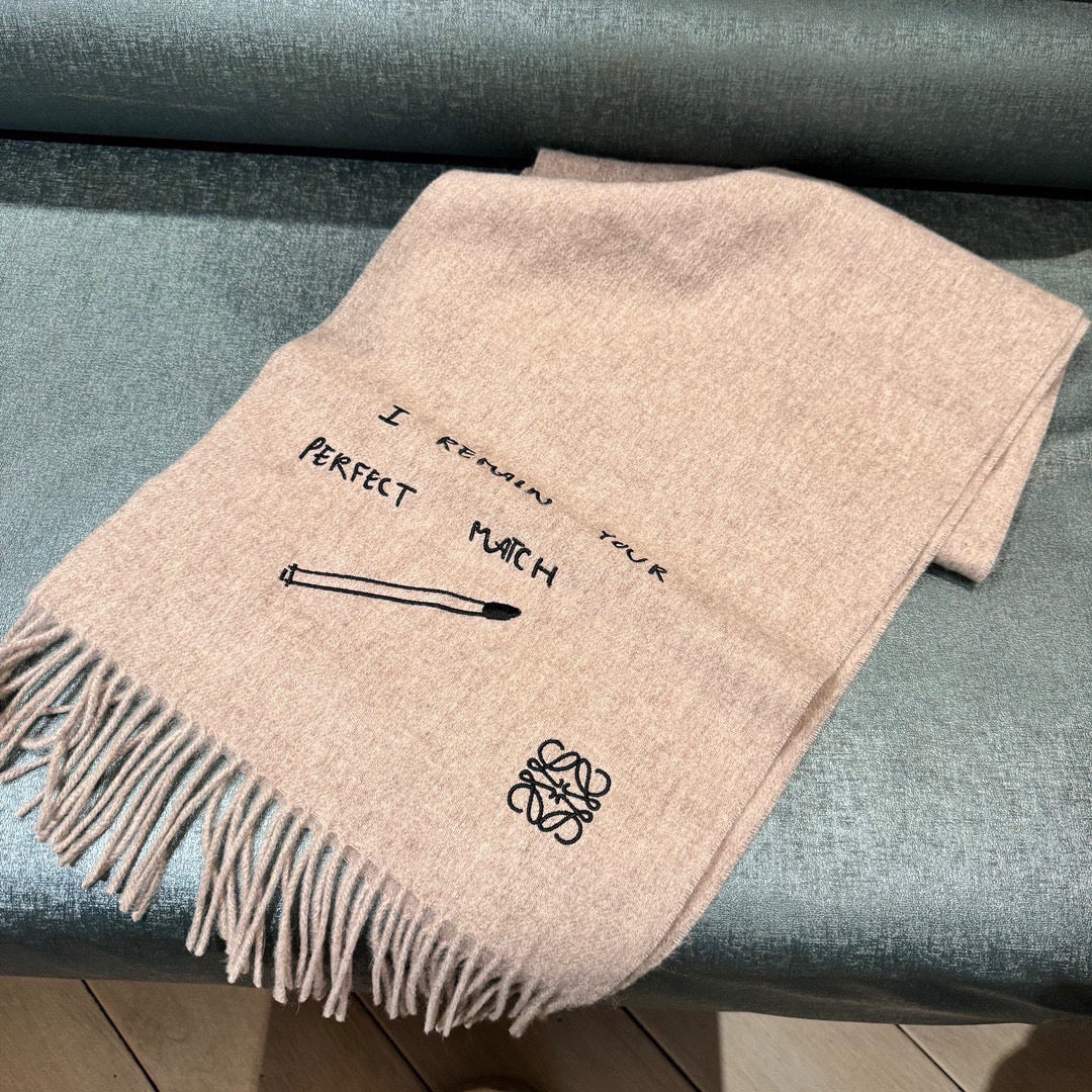 LOEWE SCARF 180 CM IN CAMEL BEIGE CASHMERE 413880