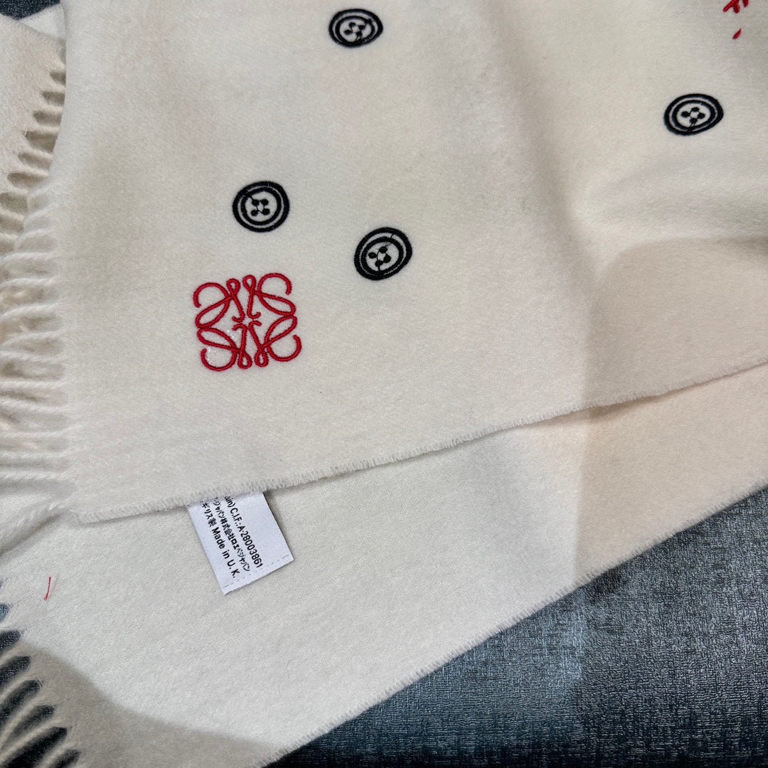 LOEWE SCARF 180 CM IN WHITE CASHMERE 413881