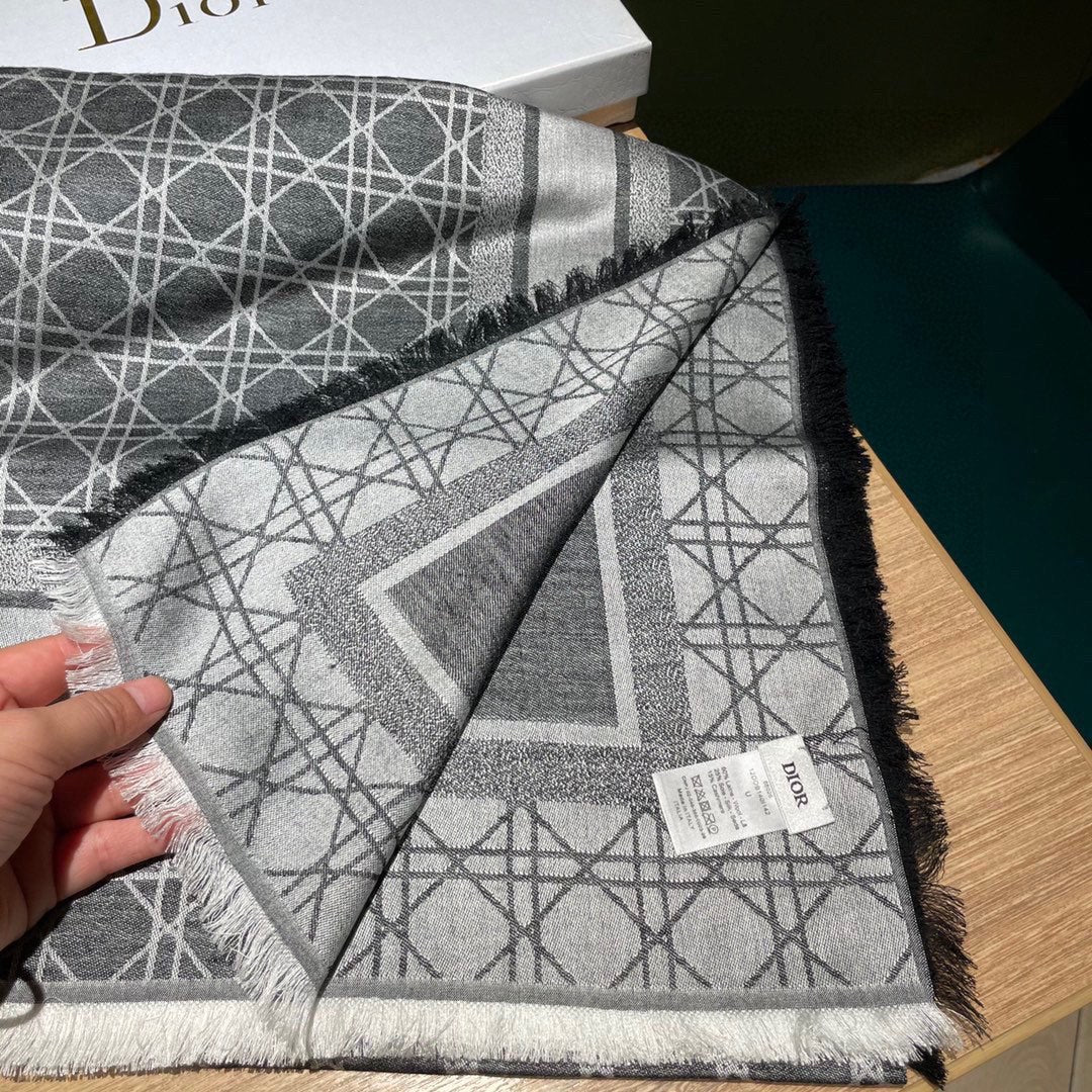 DIOR SQUARE SCARF 140 CM IN BLACK MIX WHITE  WOOL AND SILK 415454