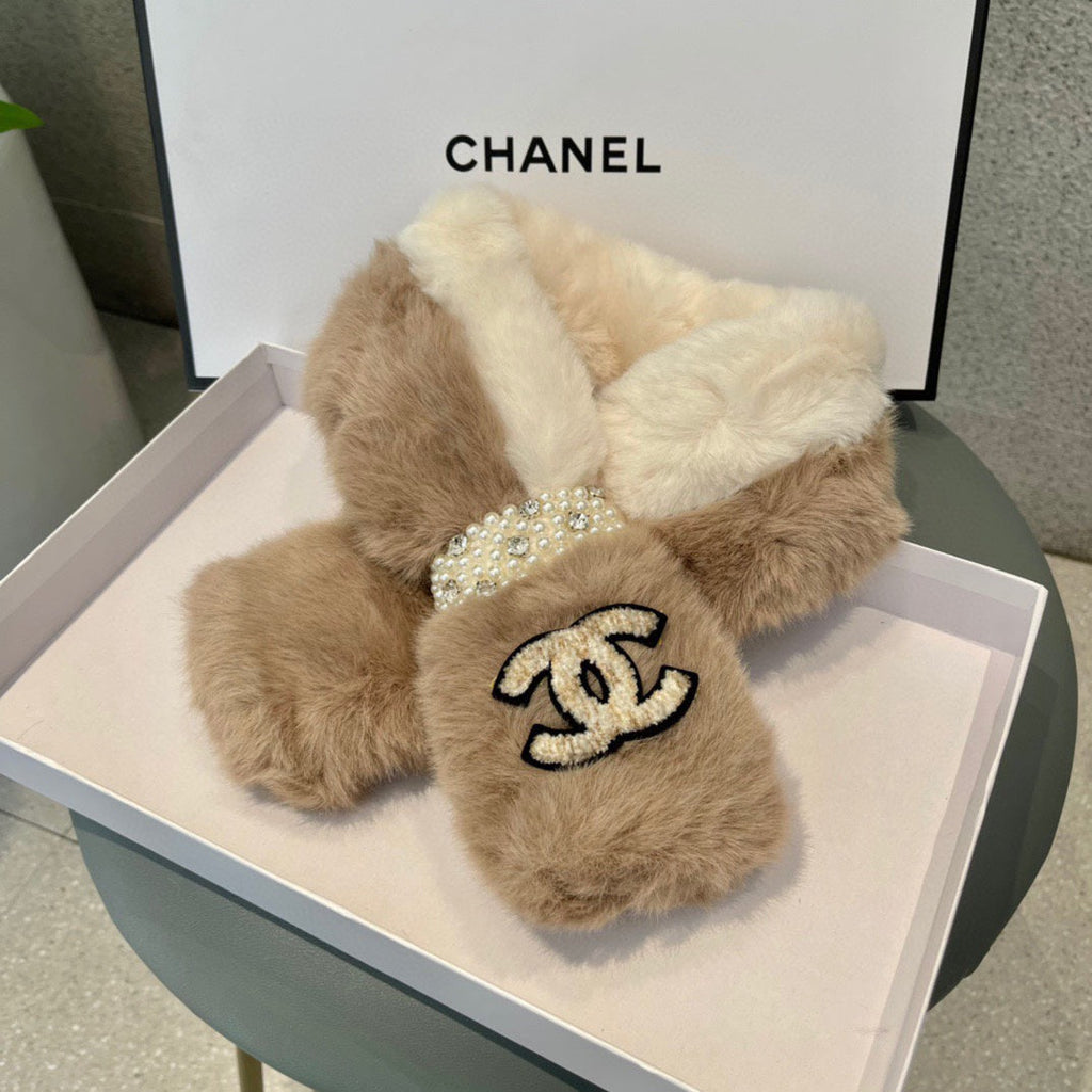 CHANEL SCARF IN CAMEL BEIGE RABBIT FUR 397447