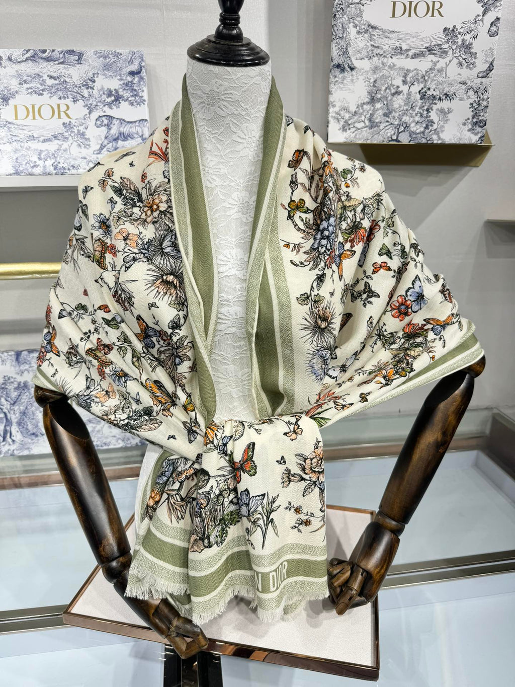 DIOR SCARF 180 CM IN COLORFUL CASHMERE AND SILK 408422