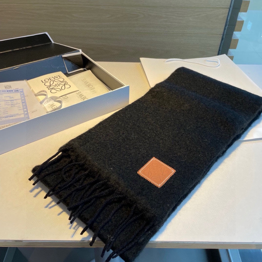 LOEWE SCARF 185 CM IN BLACK MOHAIR AND WOOL 188207