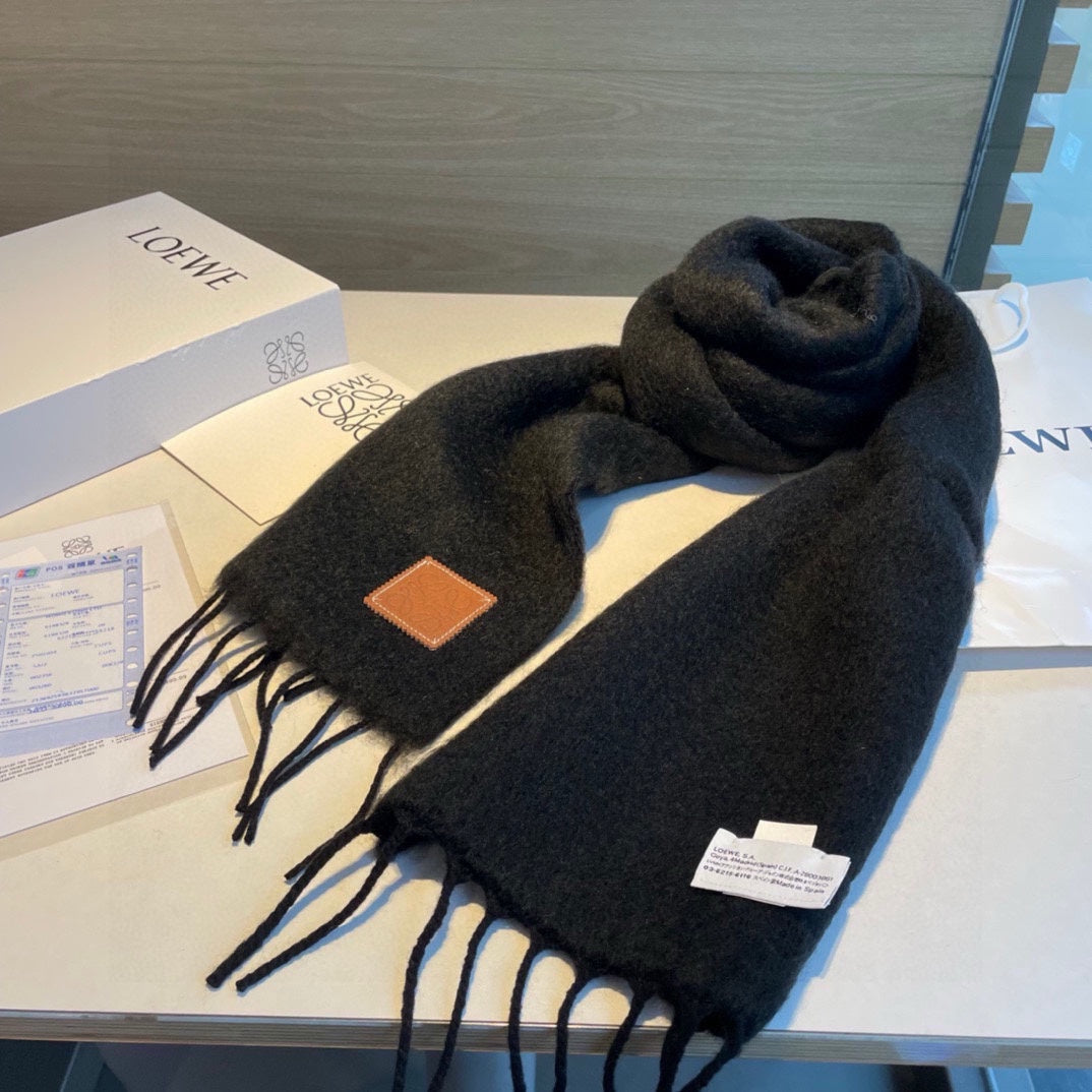 LOEWE SCARF 185 CM IN BLACK MOHAIR AND WOOL 188207