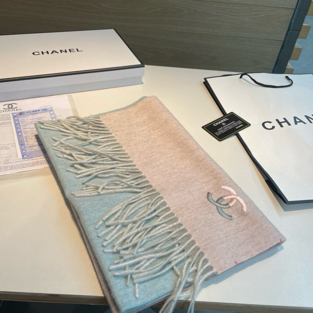 CHANEL SCARF 180 CM IN COLORFUL CASHMERE 387916