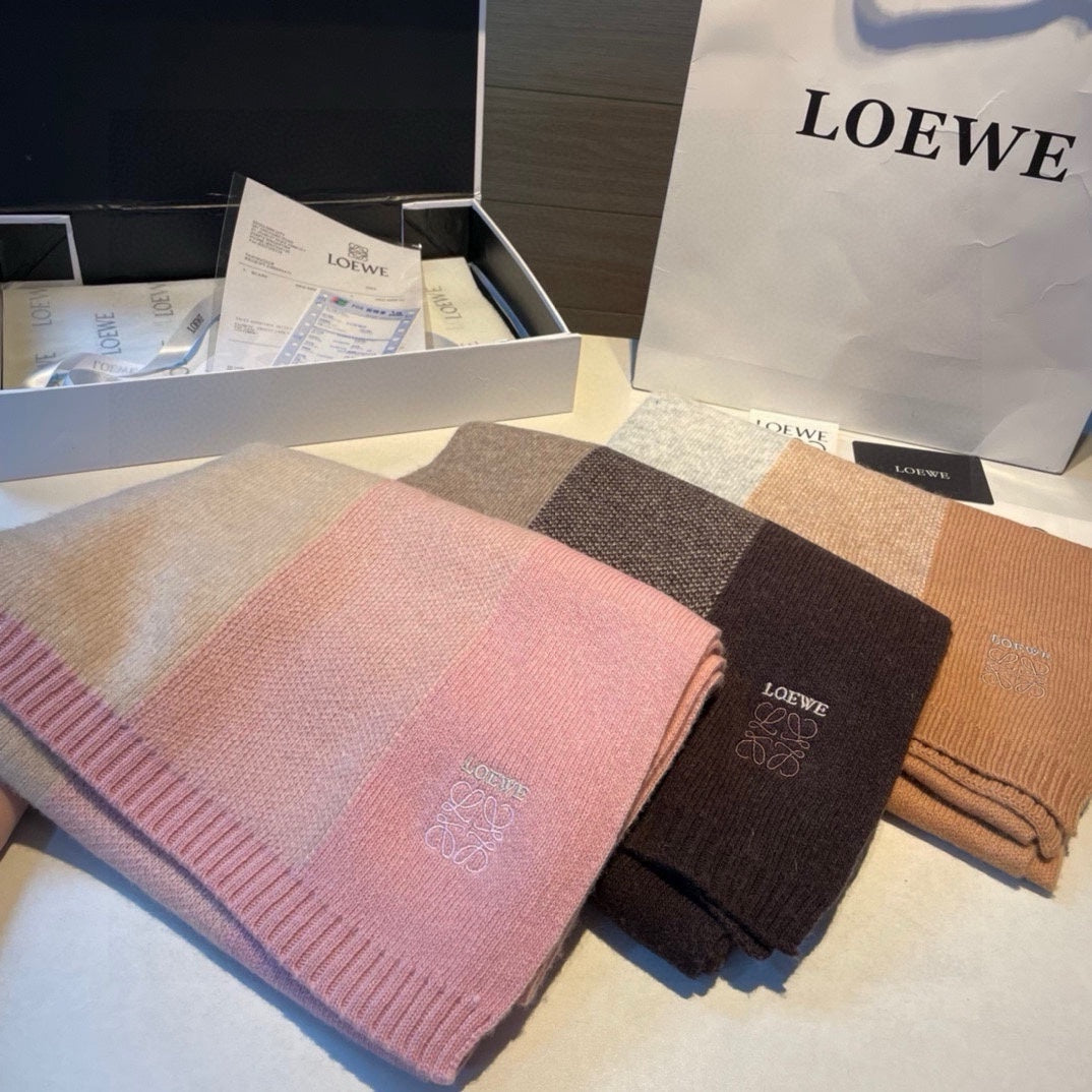 LOEWE SCARF 190 CM IN LIGHT PINK CASHMERE 390836