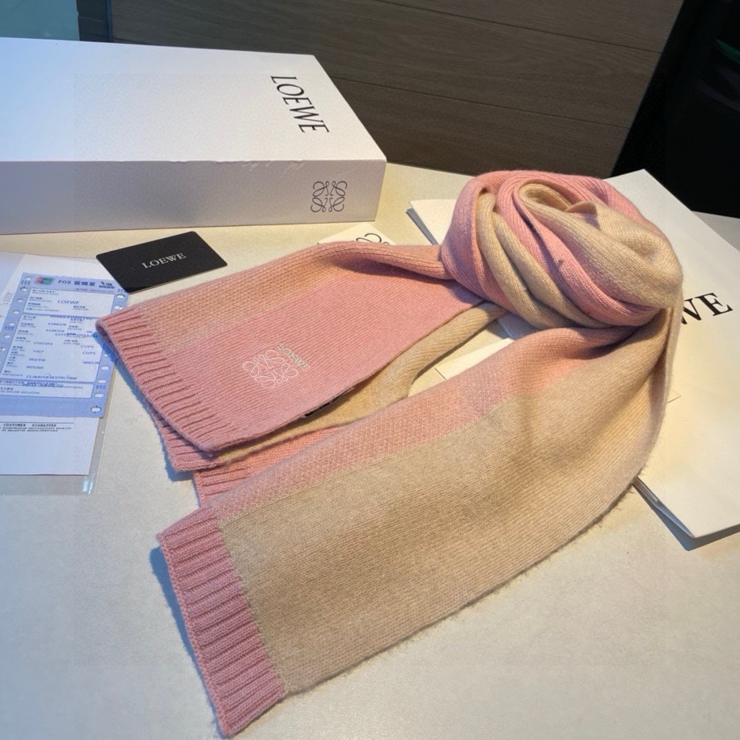 LOEWE SCARF 190 CM IN LIGHT PINK CASHMERE 390836