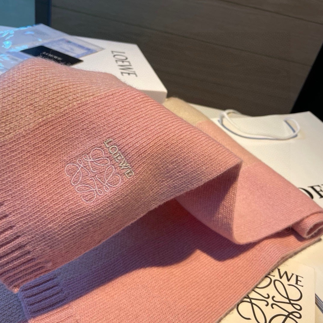 LOEWE SCARF 190 CM IN LIGHT PINK CASHMERE 390836