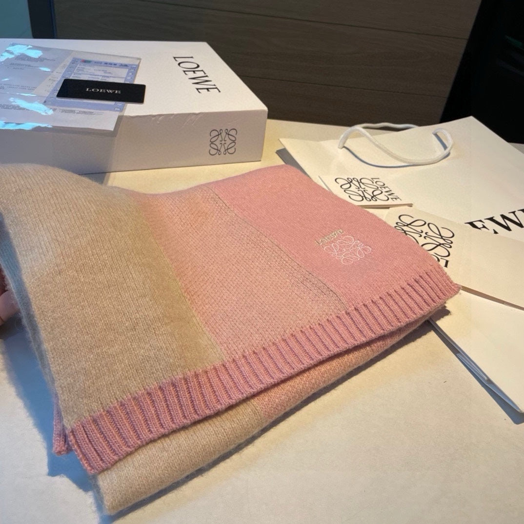 LOEWE SCARF 190 CM IN LIGHT PINK CASHMERE 390836