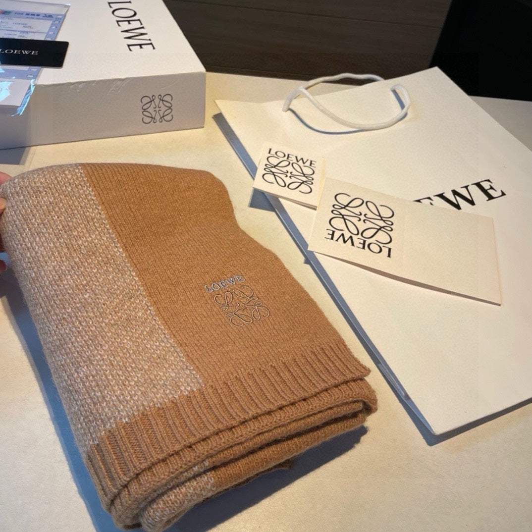 LOEWE SCARF 190 CM IN CINNAMON BROWN CASHMERE 390837