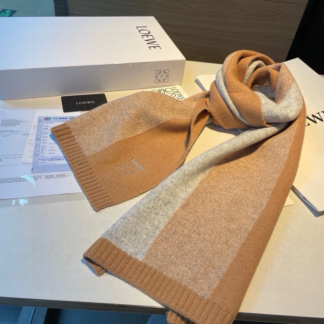 LOEWE SCARF 190 CM IN CINNAMON BROWN CASHMERE 390837
