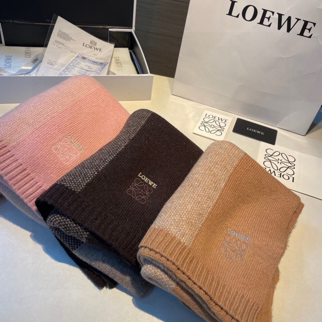 LOEWE SCARF 190 CM IN CINNAMON BROWN CASHMERE 390837