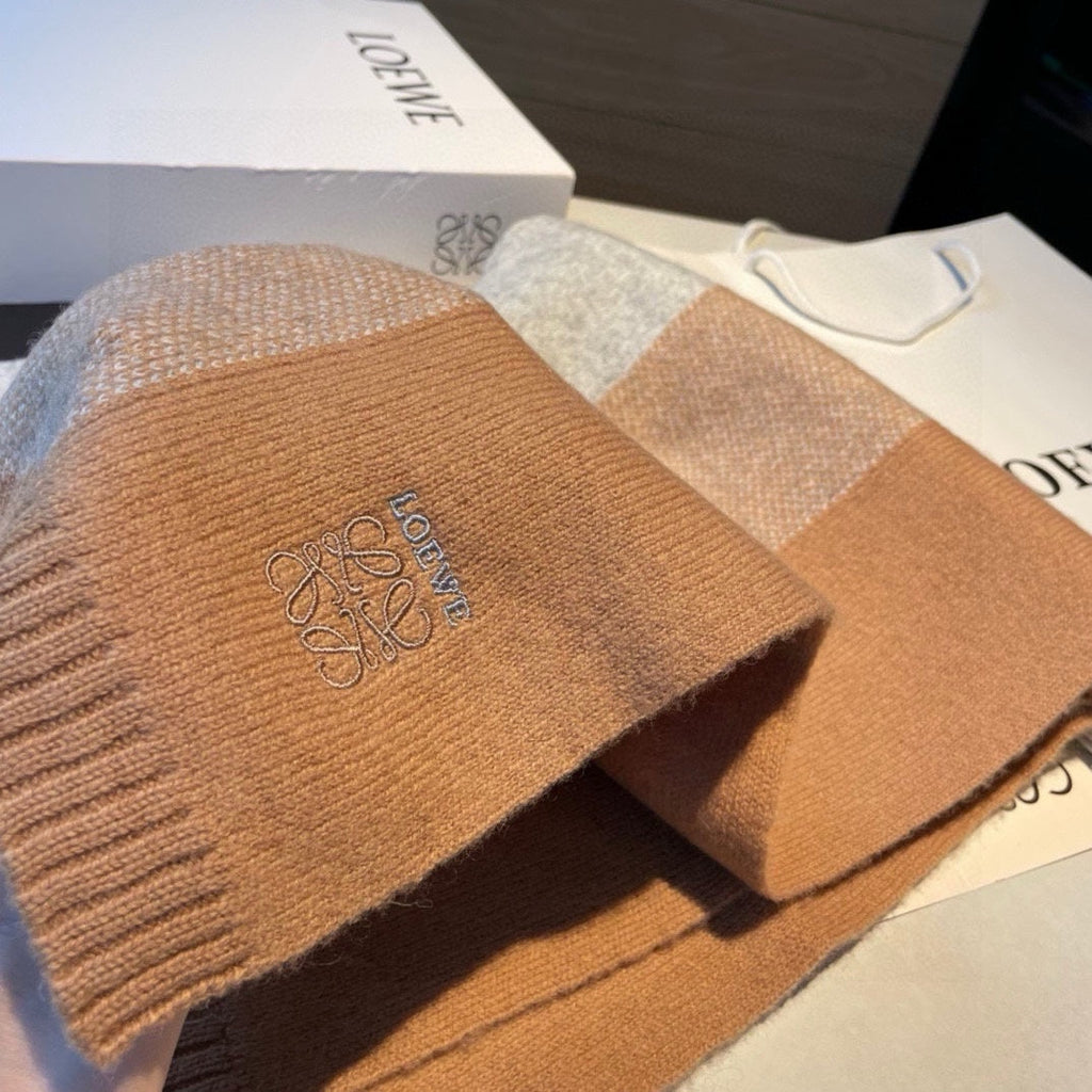 LOEWE SCARF 190 CM IN CINNAMON BROWN CASHMERE 390837