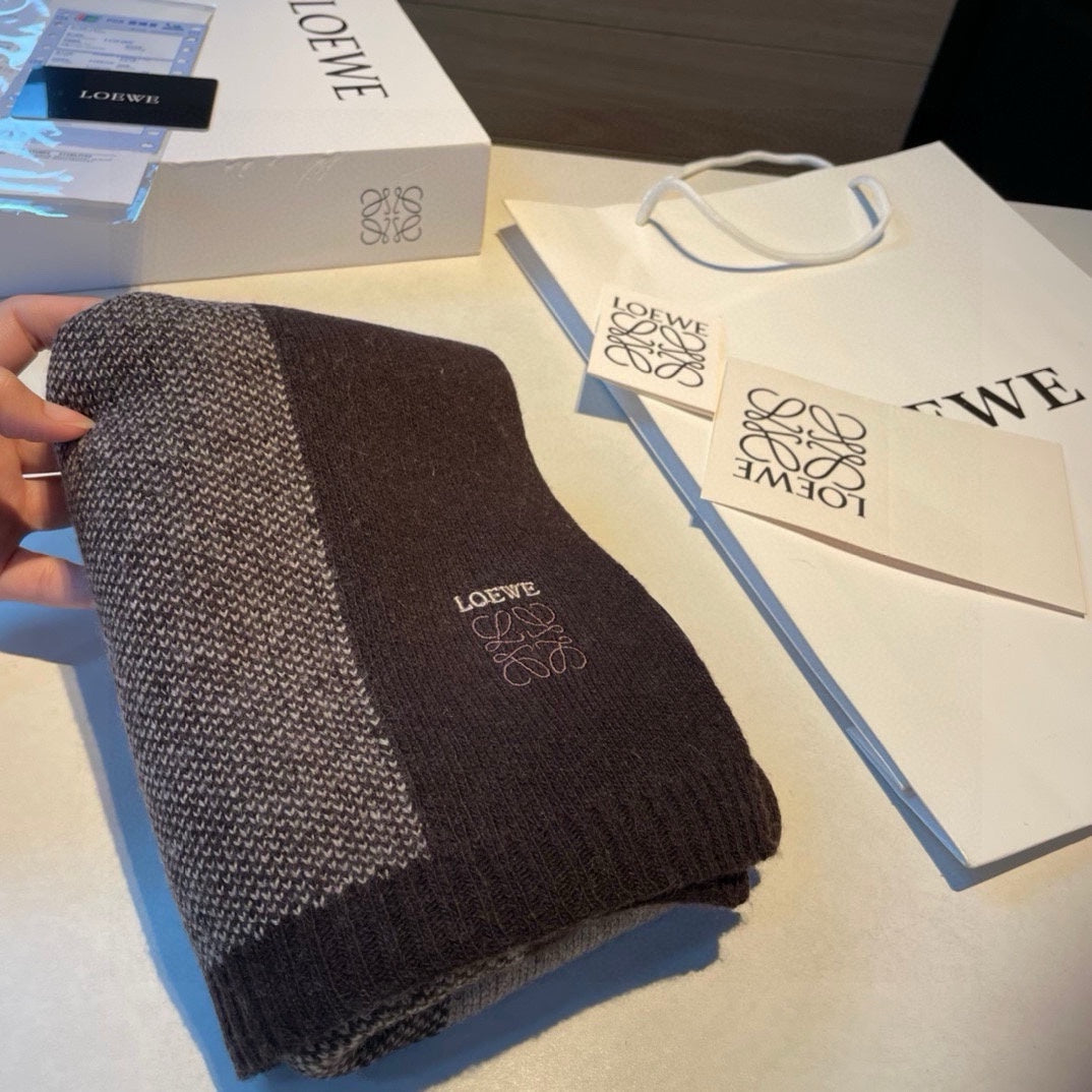 LOEWE SCARF 190 CM IN CHOCOLATE BROWN CASHMERE 390838
