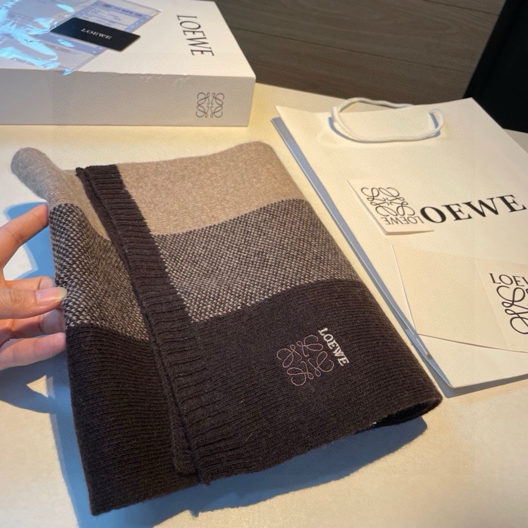 LOEWE SCARF 190 CM IN CHOCOLATE BROWN CASHMERE 390838