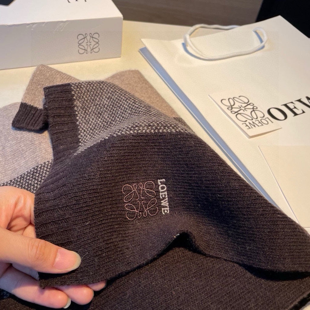 LOEWE SCARF 190 CM IN CHOCOLATE BROWN CASHMERE 390838