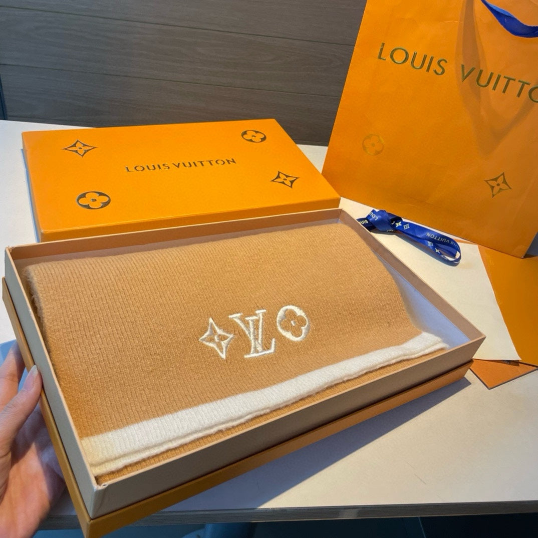 LOUIS VUITTON HEADLINE SCARF 200 CM IN PEANUT BROWN WOOL 393251