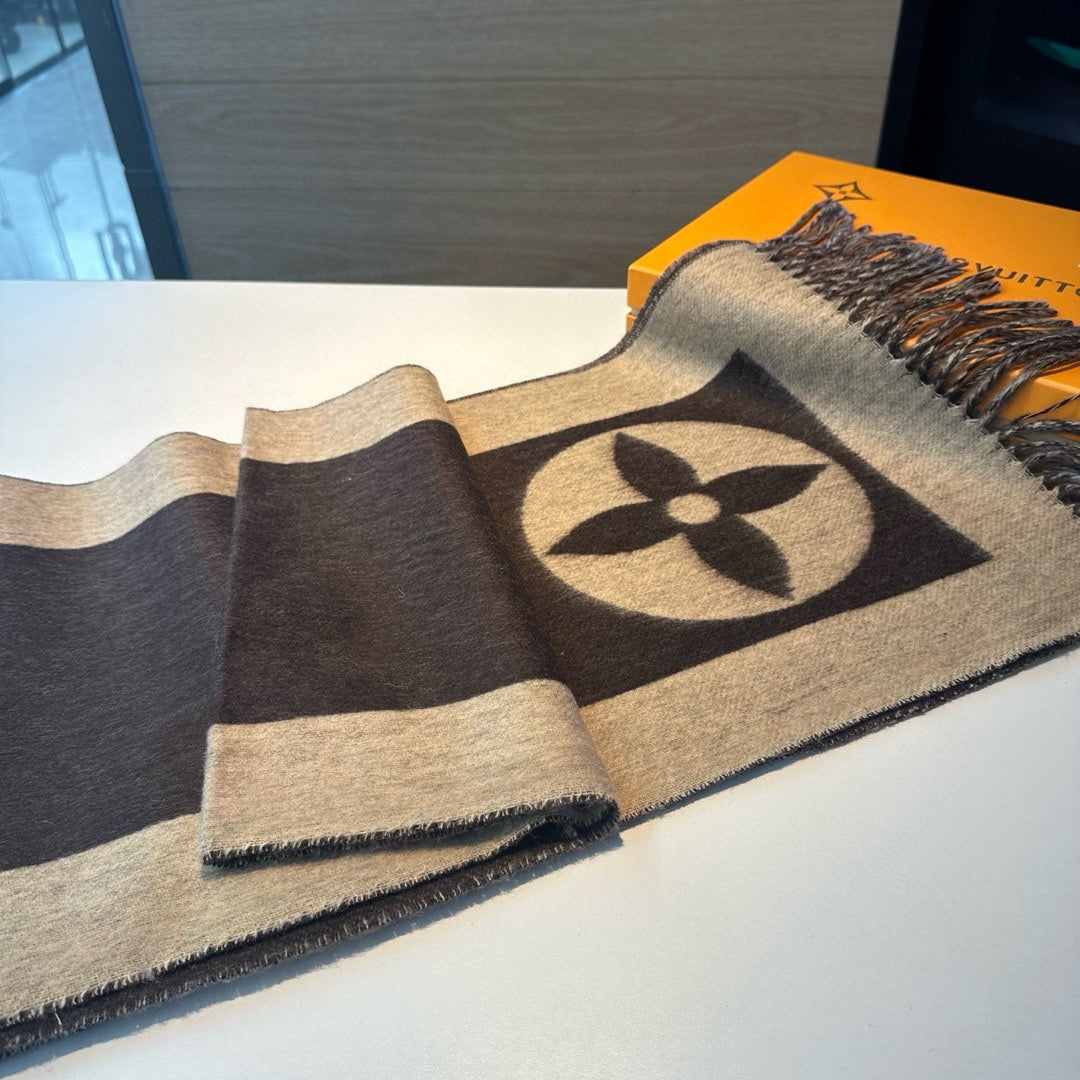 LOUIS VUITTON SCARF 180 CM IN KHAKI BROWN CASHMERE 394489