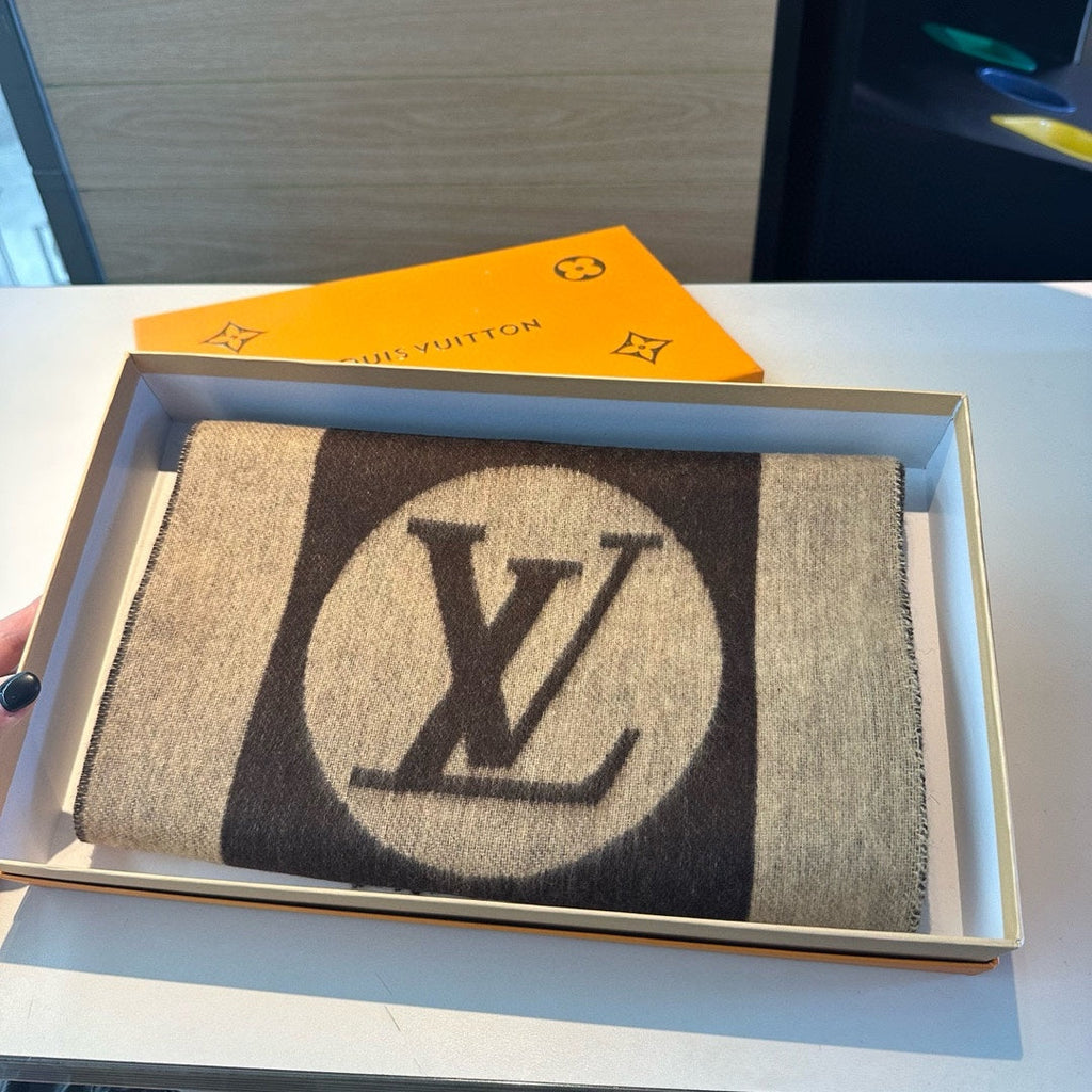 LOUIS VUITTON SCARF 180 CM IN KHAKI BROWN CASHMERE 394489