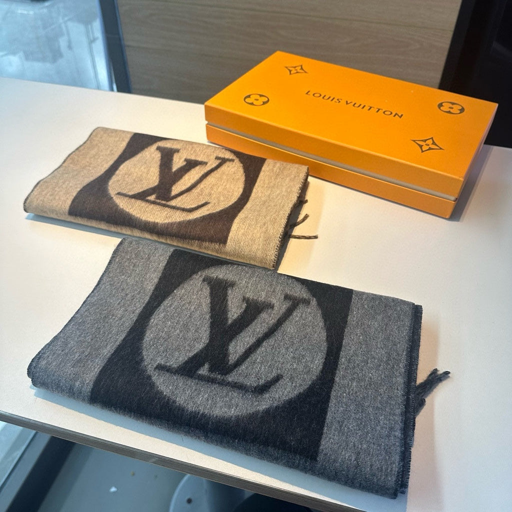 LOUIS VUITTON SCARF 180 CM IN KHAKI BROWN CASHMERE 394489