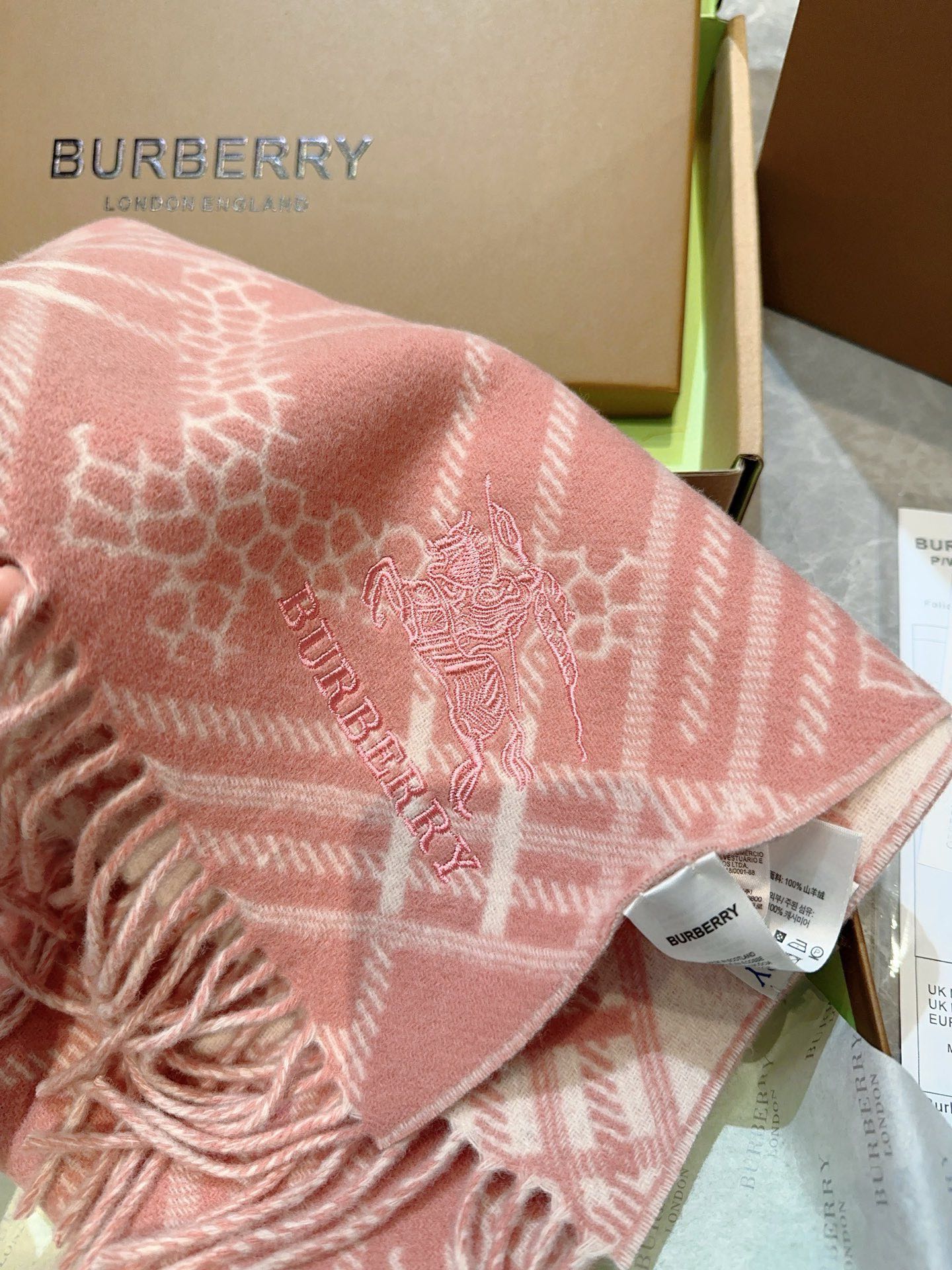 BURBERRY CLASSIC CHECK SCARF 168 CM IN ROSE PINK CASHMERE 396321