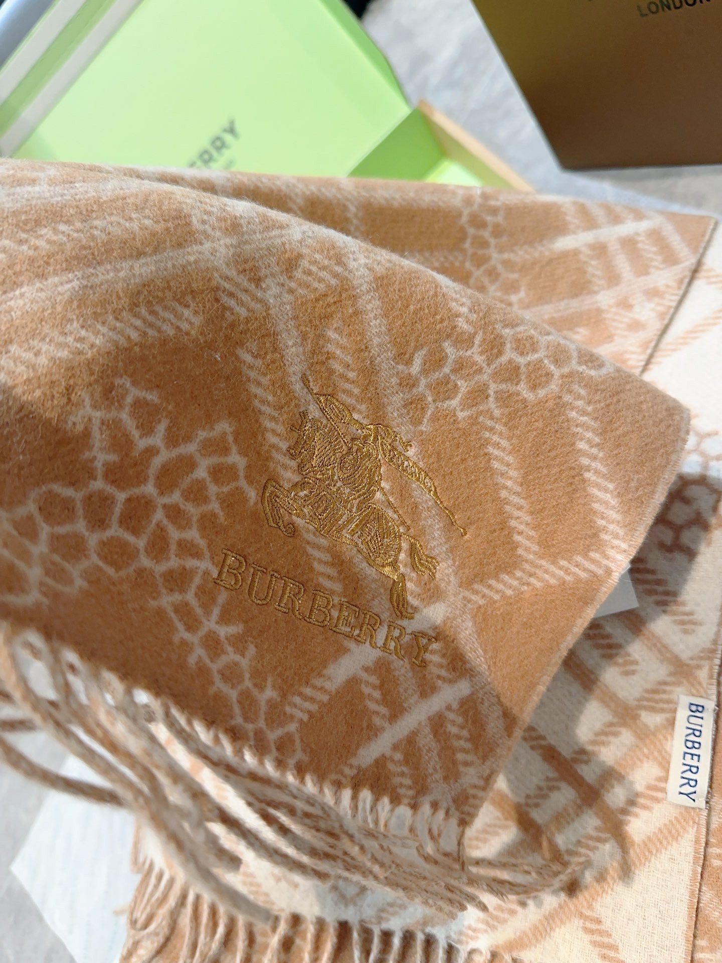 BURBERRY CLASSIC CHECK SCARF 168 CM IN CIDER BROWN CASHMERE 396322