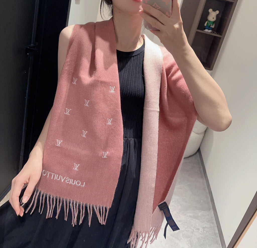 LOUIS VUITTON SCARF 190 CM IN SALMON PINK CASHMERE WITH WHITE LOGO 396328