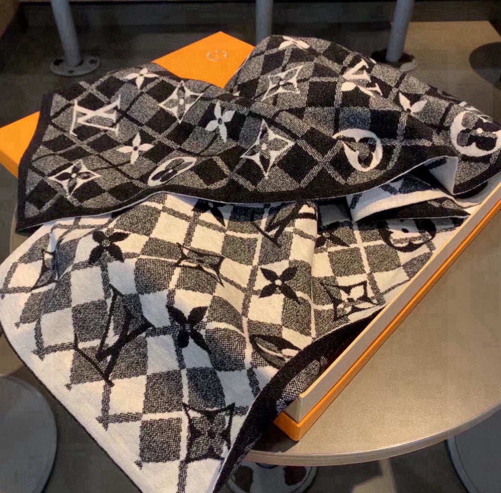 LOUIS VUITTON SCARF 180 CM IN BLACK MIX WHITE CASHMERE 398237