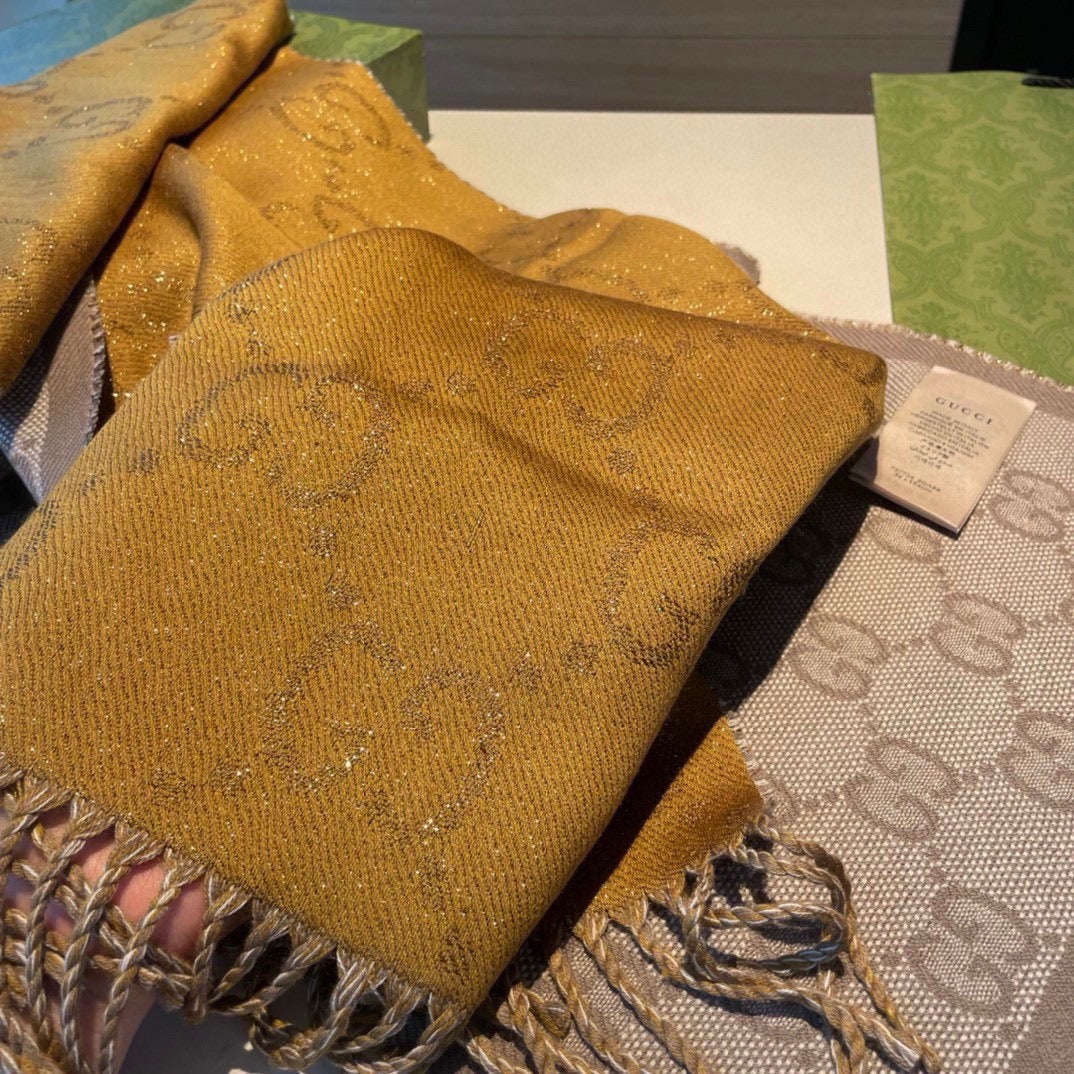 GUCCI SCARF IN PEANUT BROWN AND KHAKI BROWN WOOL 405142