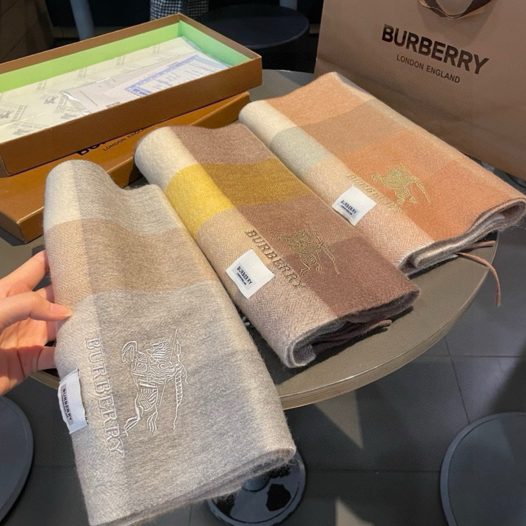 BURBERRY BBR SCARF 180 CM IN CASHMERE 482322