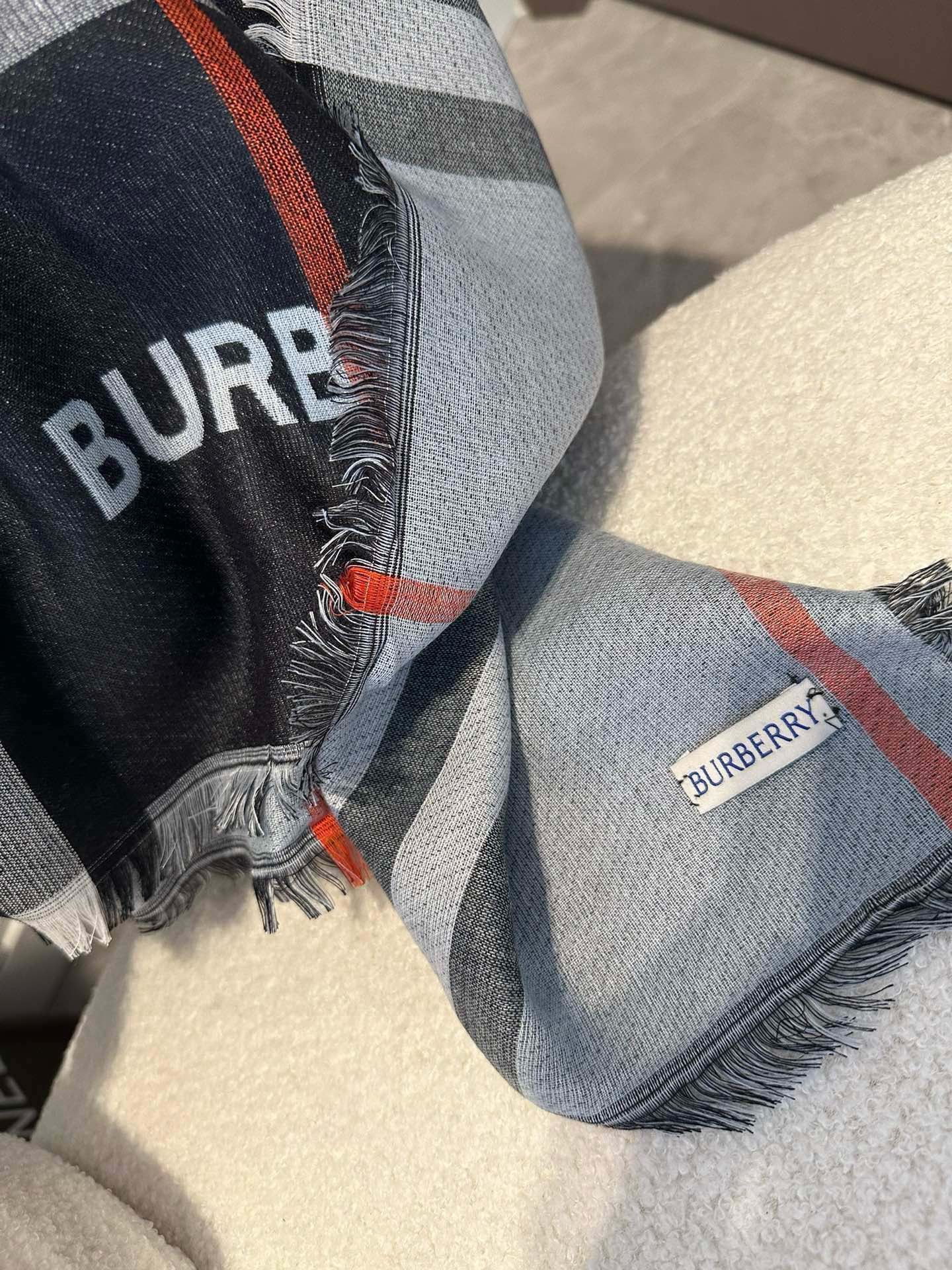 BURBERRY BBR SCARF 220 CM IN WOOL MIX SILK 490014
