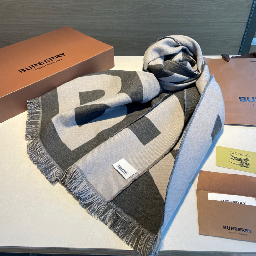 BURBERRY BBR SCARF 180 CM IN CASHMERE 492912