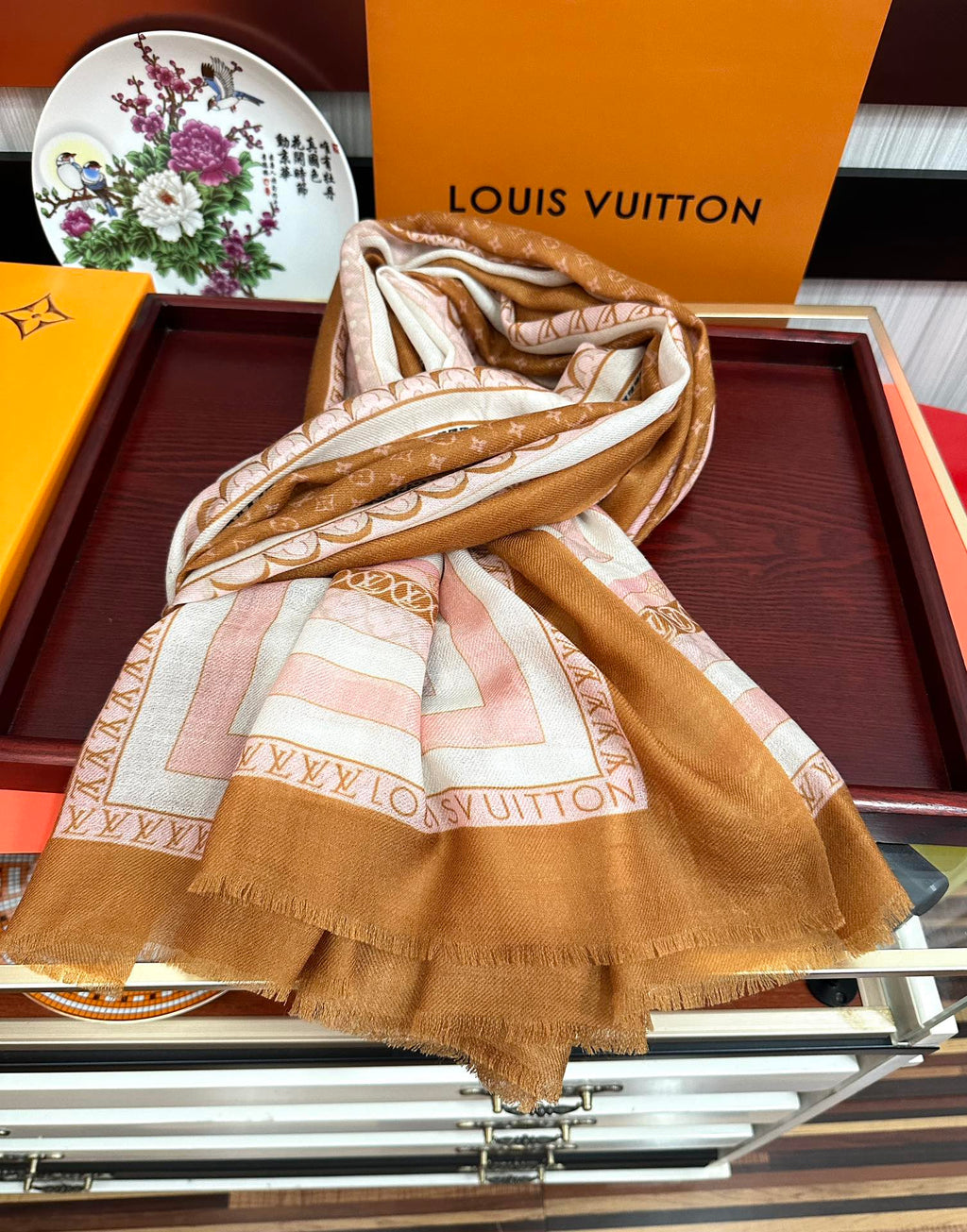 LOUIS VUITTON SCARF 200 CM IN COLORFUL CASHMERE 394891