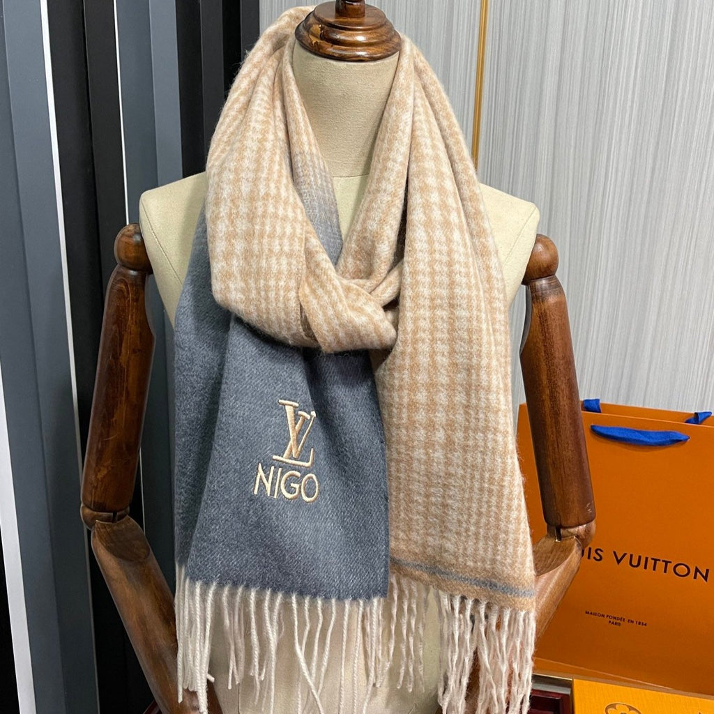 LOUIS VUITTON SCARF 200 CM IN BROWN MIX GREY CASHMERE 400012
