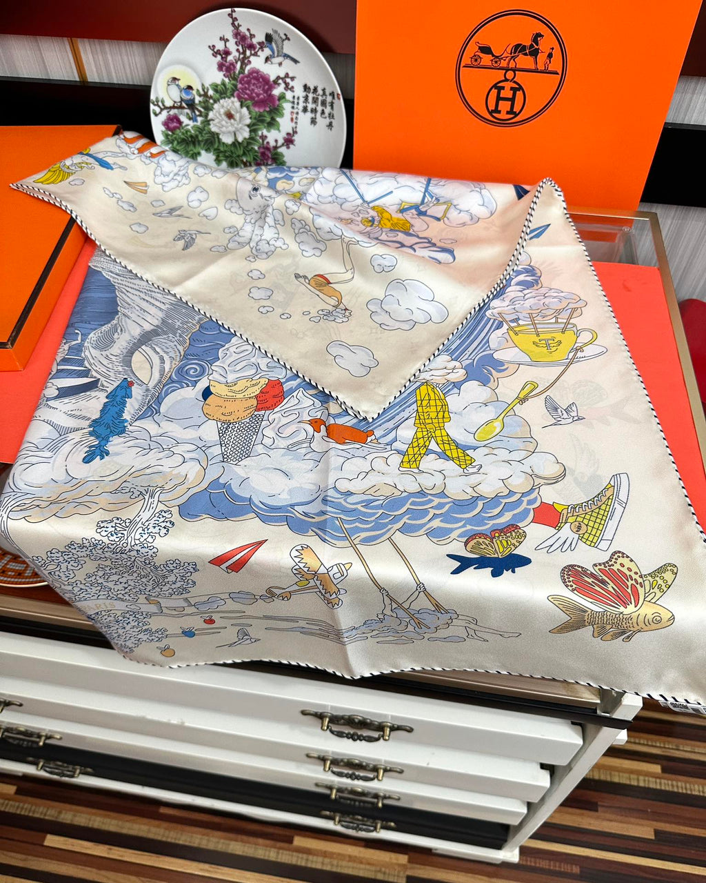 HERMES HERMES 25S SCARF 90 IN SILK 724703