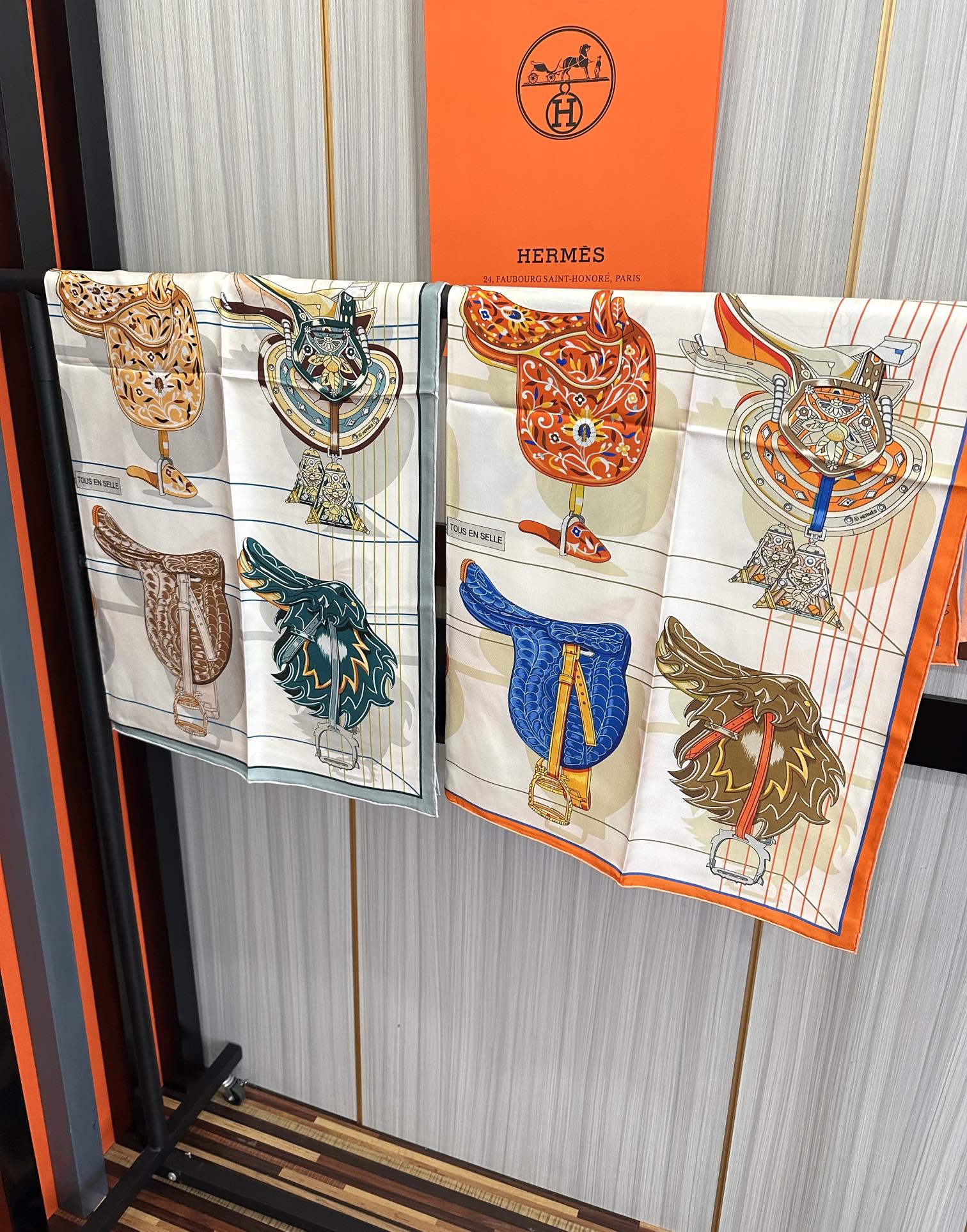 HERMES HERMES 25S SCARF 90 IN SILK 002