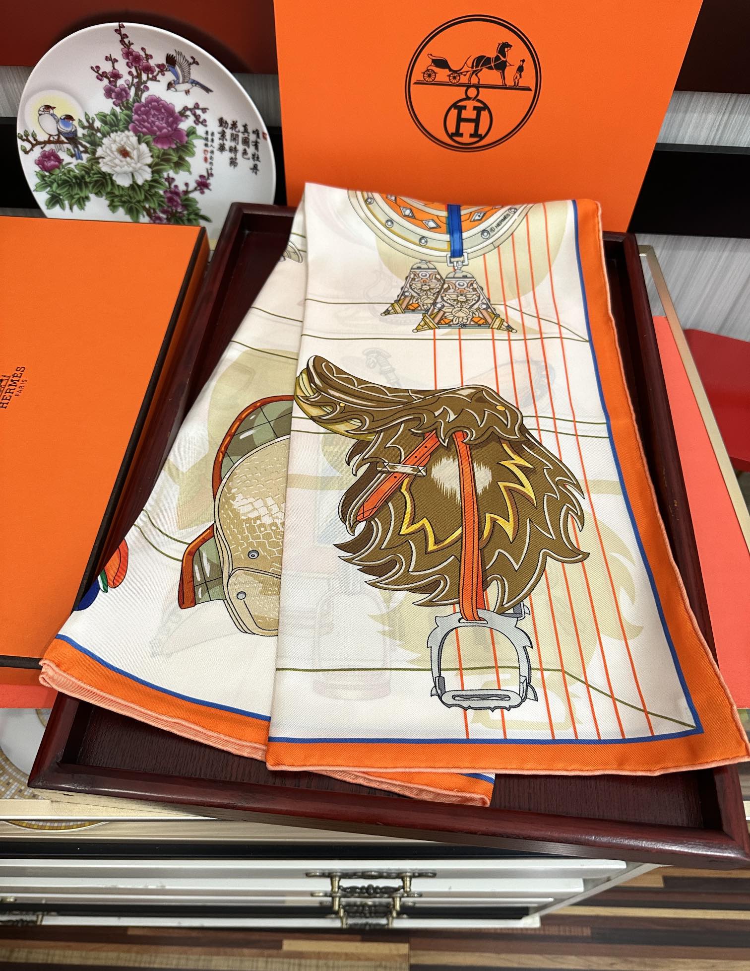 HERMES HERMES 25S SCARF 90 IN SILK 002