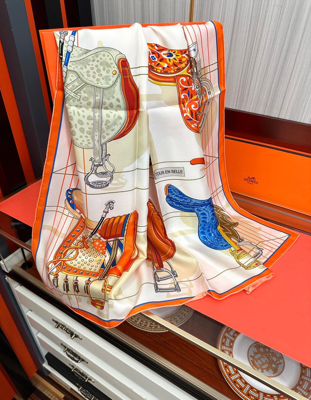 HERMES HERMES 25S SCARF 90 IN SILK 002