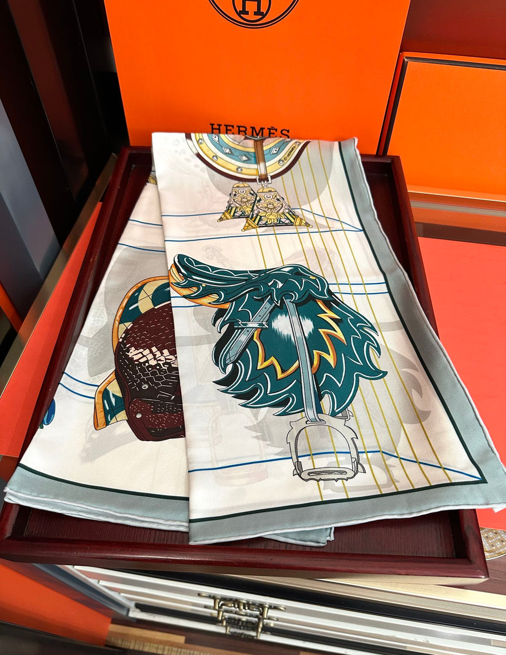 HERMES HERMES 25S SCARF 90 IN SILK 001