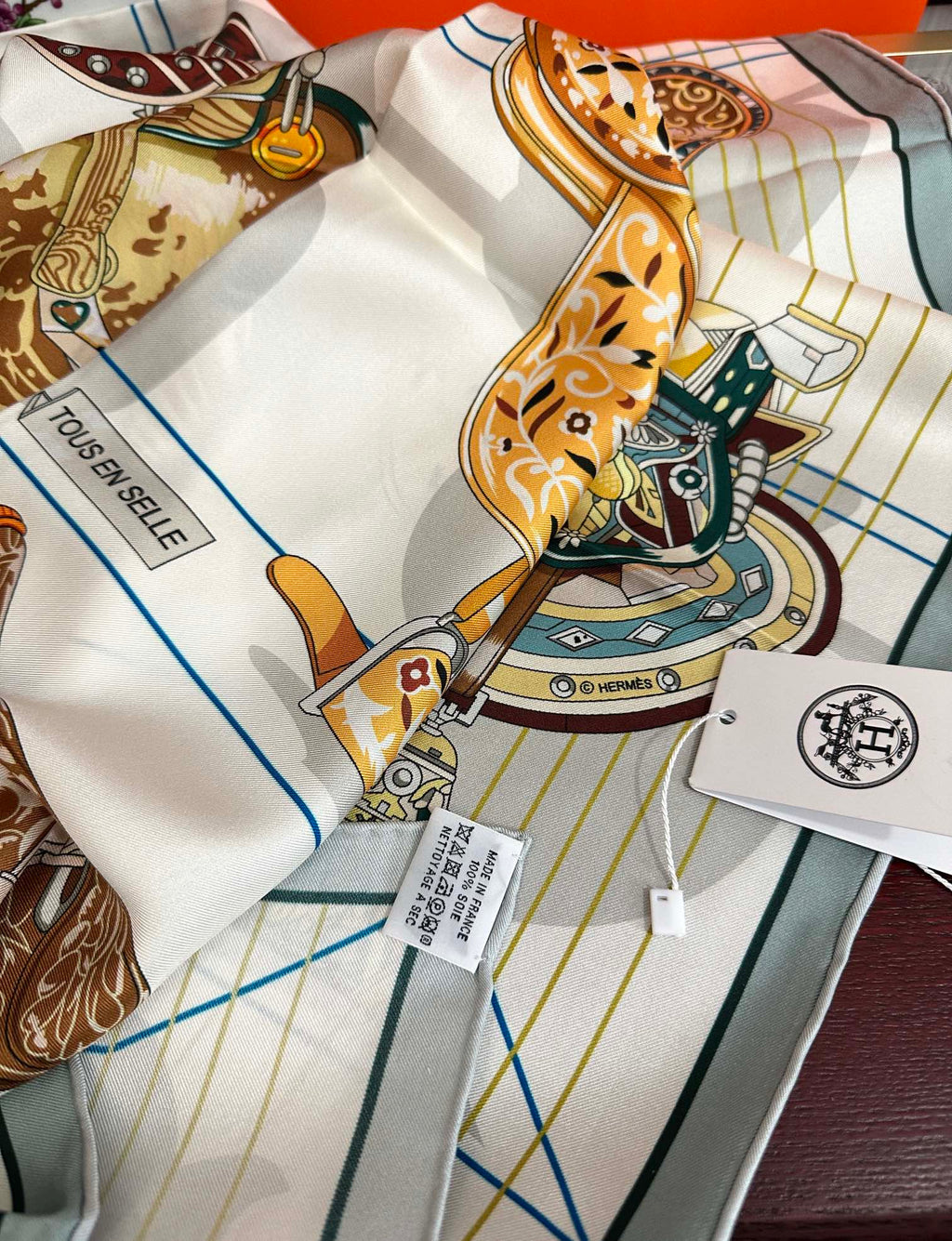 HERMES HERMES 25S SCARF 90 IN SILK 001
