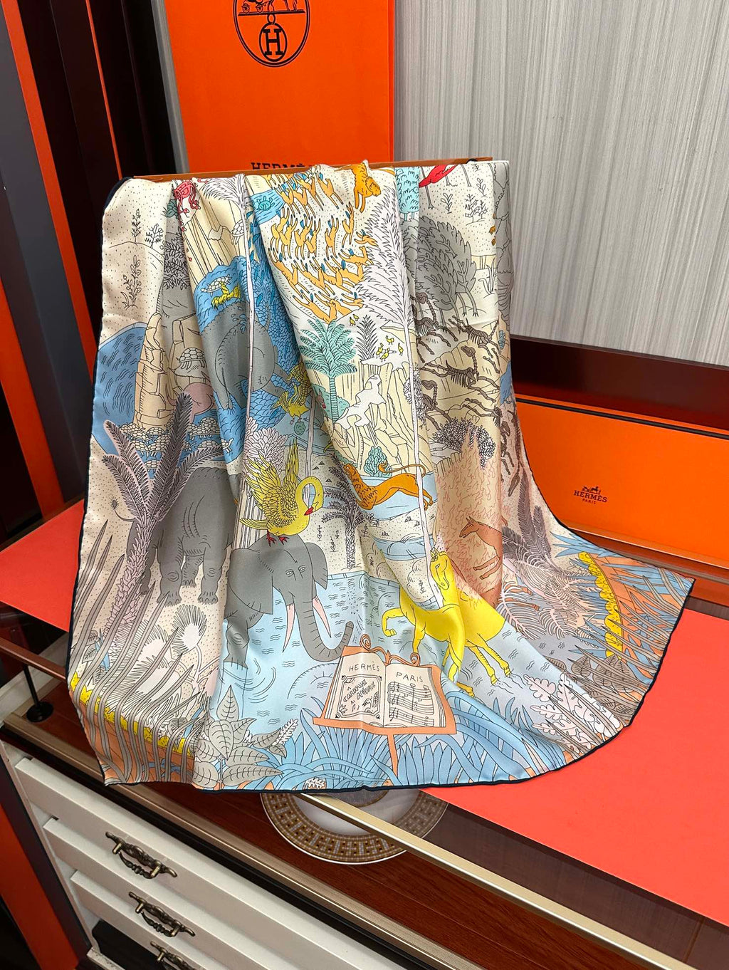 HERMES HERMES 25S SCARF 90 IN SILK 727408