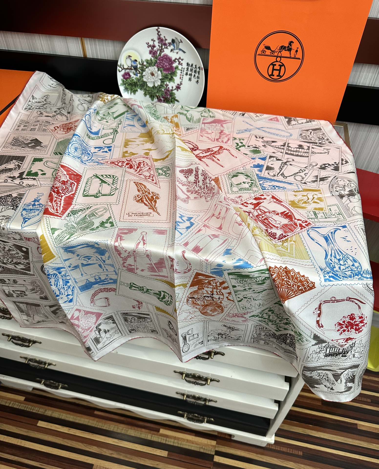 HERMES HERMES 25S SCARF 90 IN SILK 732035