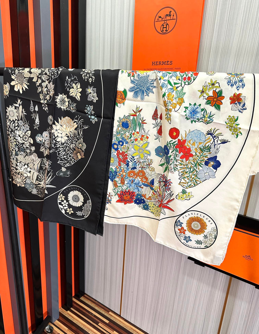 HERMES HERMES 25S SCARF 90 IN SILK 735732