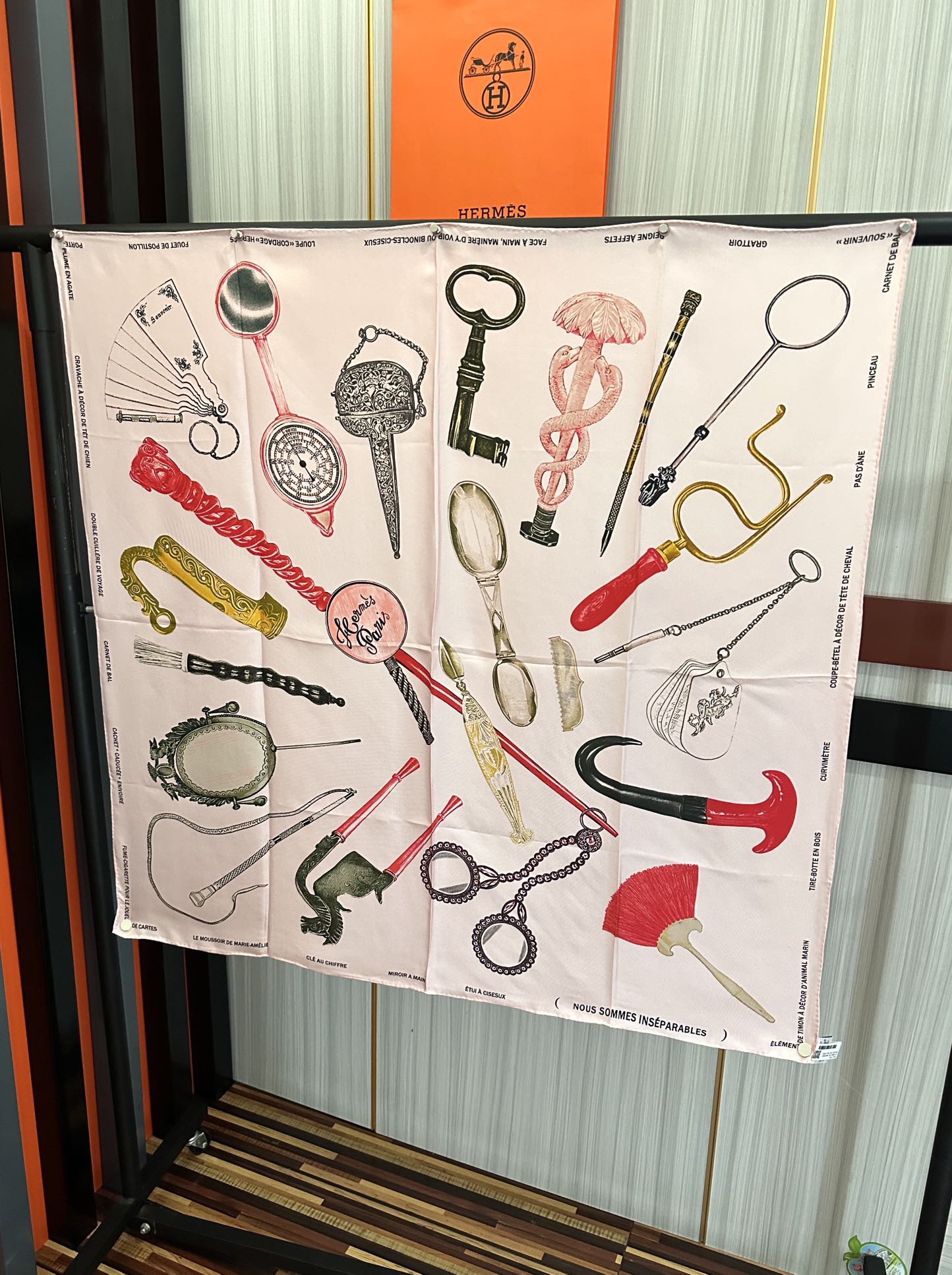 HERMES HERMES 25S SCARF 90 IN SILK 004