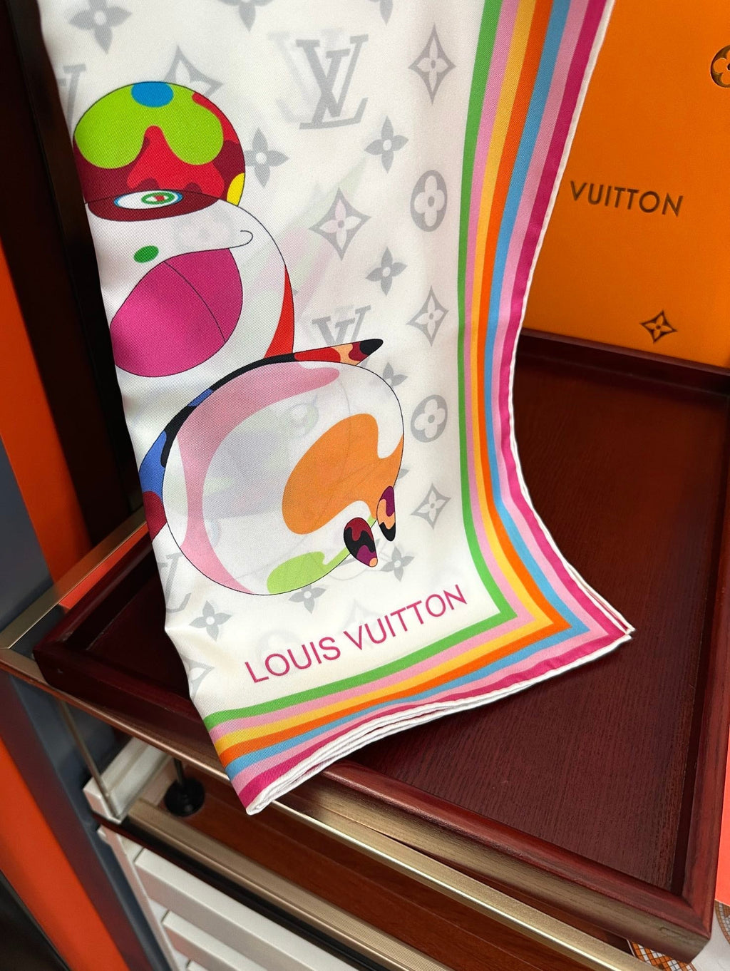 LOUIS VUITTON LV SCARF 90 CM IN SILK 738414